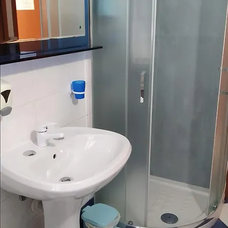 ベッド・アンド・ブレックファスト Sweet 3*